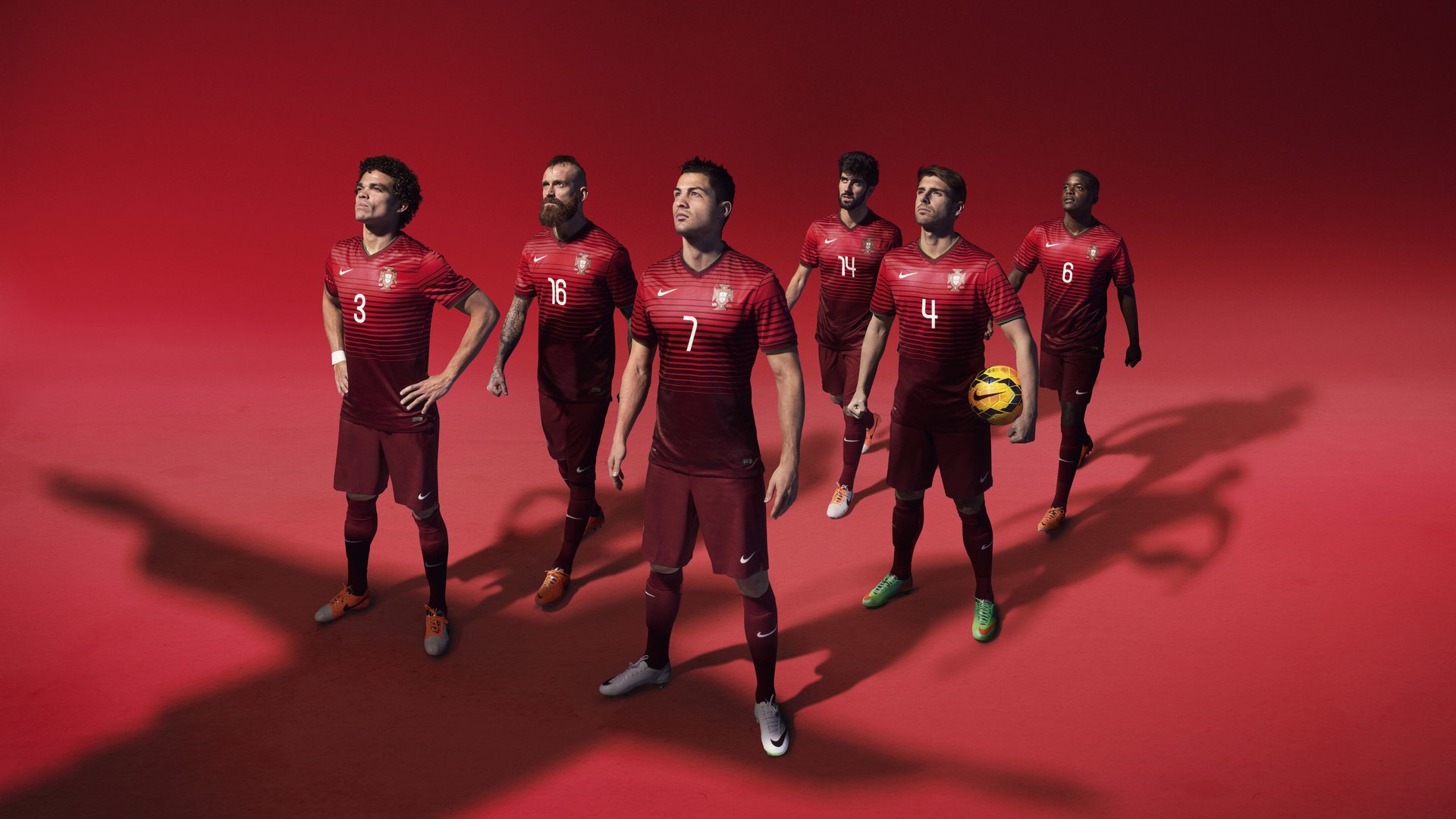 乌鸦后防稳固,对手几乎无从下手,乌鸦后期强吗